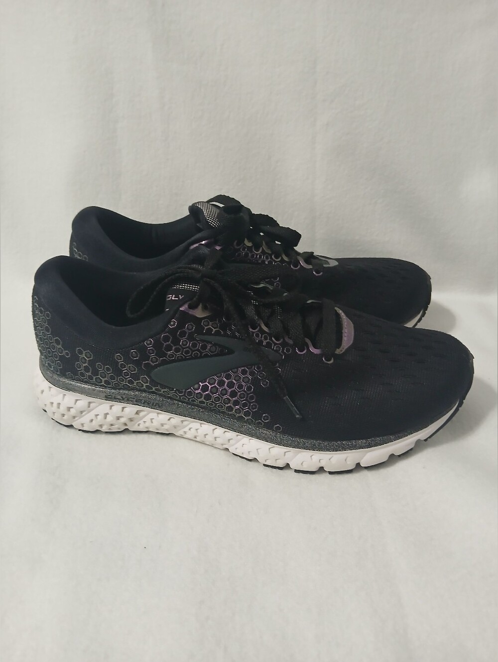 Brooks Women's Black Running Shoes with Purple Accents Size 9.5